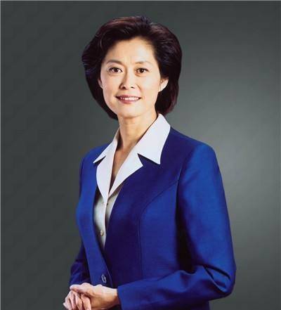 央视主持人吃完长寿面,母亲就在她面前去世_敬一丹_时候_因为