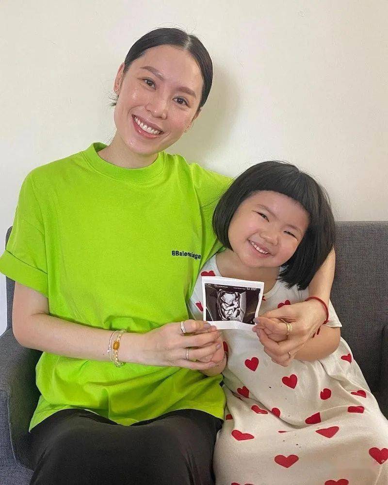 4岁女儿是知名网红,曾登十大风云人物