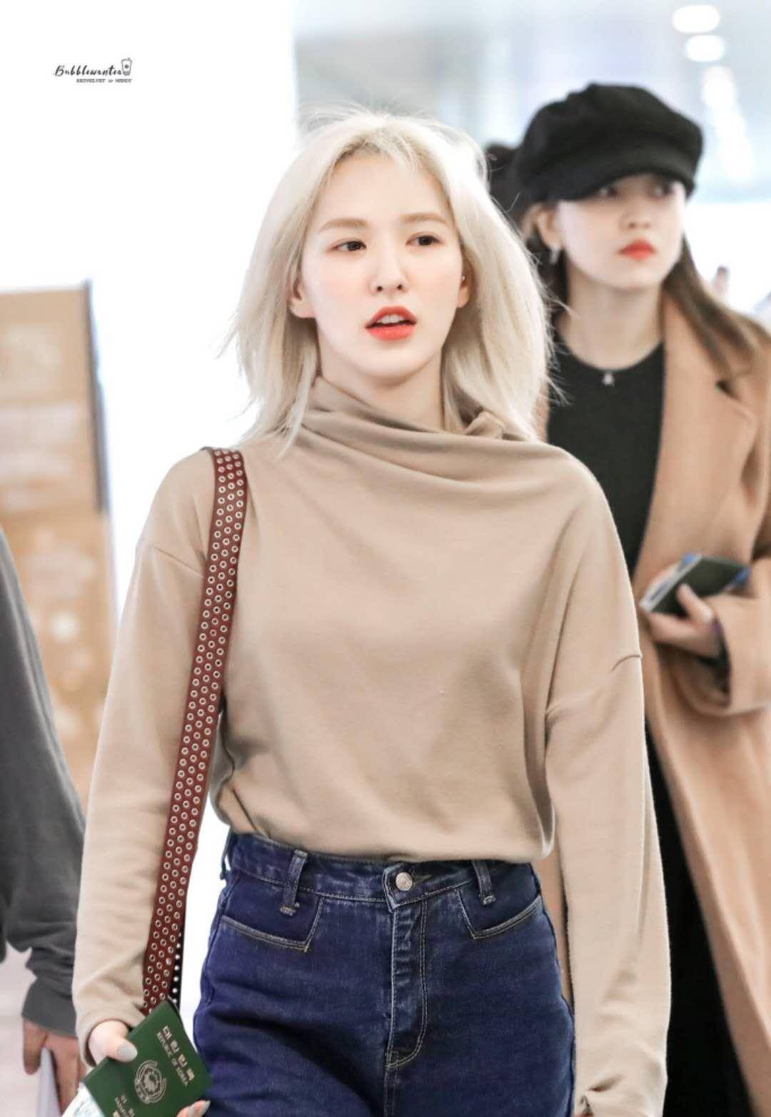 红贝贝wendy伤后首复出,坑鬼妆容成潮流,颜值又重回巅峰_组合_感觉