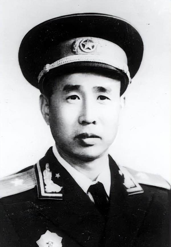 1940年魏巍发表一篇文章,杨成武看到忍不住大骂:混账,这是泄密_八路军总部_据点_涞源