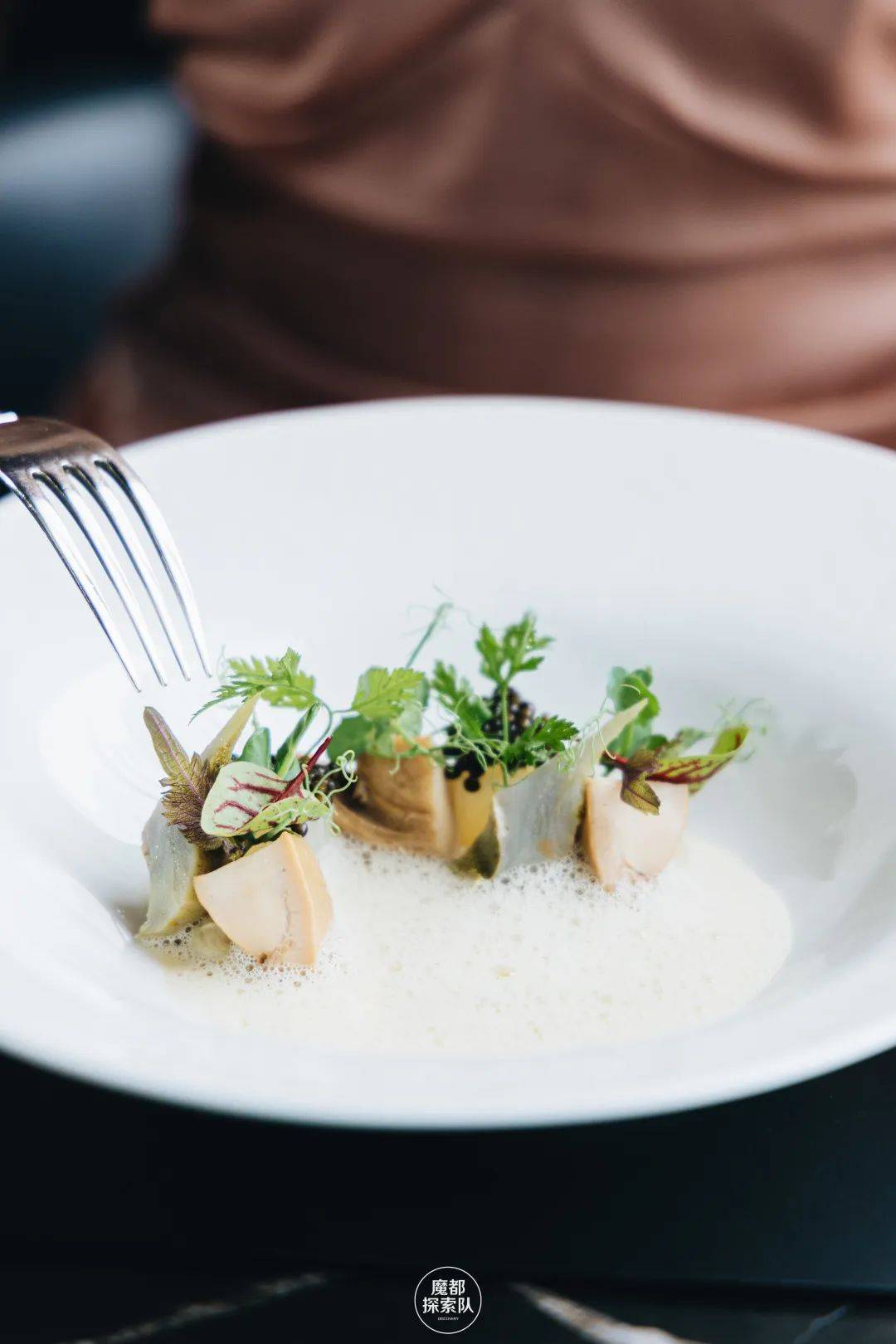 六度蝉联米其林二星荣耀,法餐「传奇」酝酿一席秋季新意_de_舌尖_味蕾