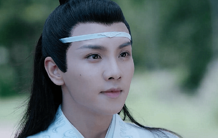 陈情令:蓝湛的抹额跟蓝思追的为何不同?抹额也分等级吗?