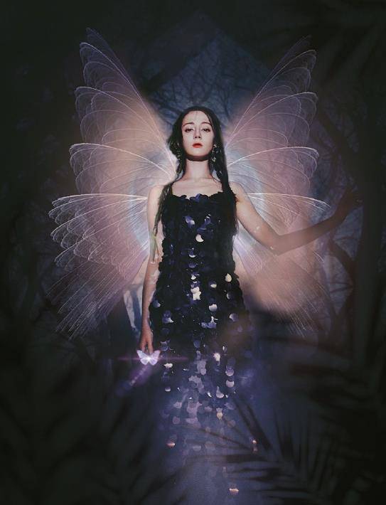 迪丽热巴"亮片鱼尾裙"精灵出场,翩翩舞姿可咸可甜可欲,心动