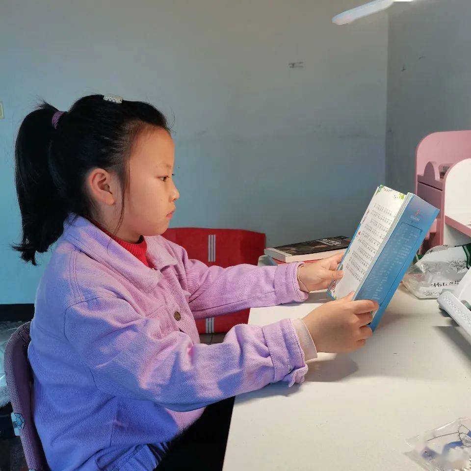 三6追夢中隊閱讀分享會_小學班主任寄語_實驗小學班班有讀活動