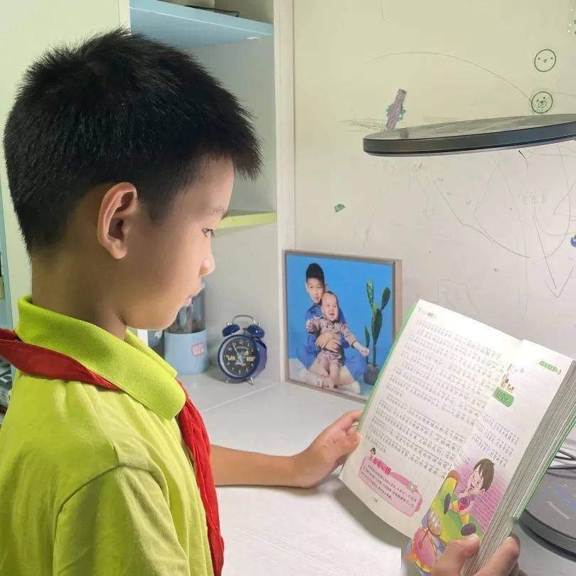小學班主任寄語_實驗小學班班有讀活動_三6追夢中隊閱讀分享會