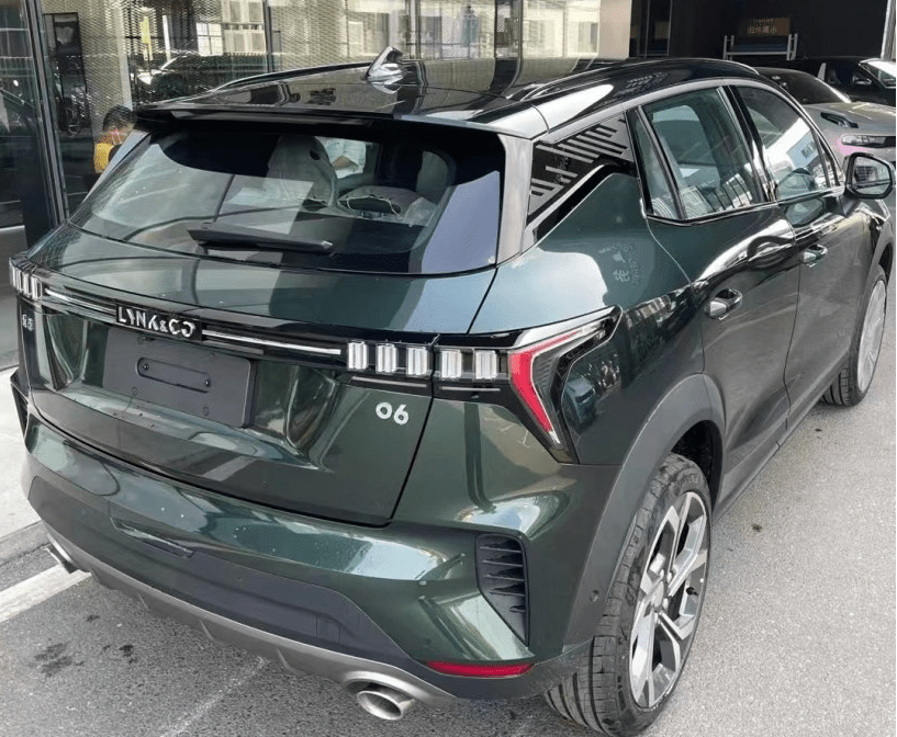 墨绿色的领克06_搜狐汽车_搜狐网