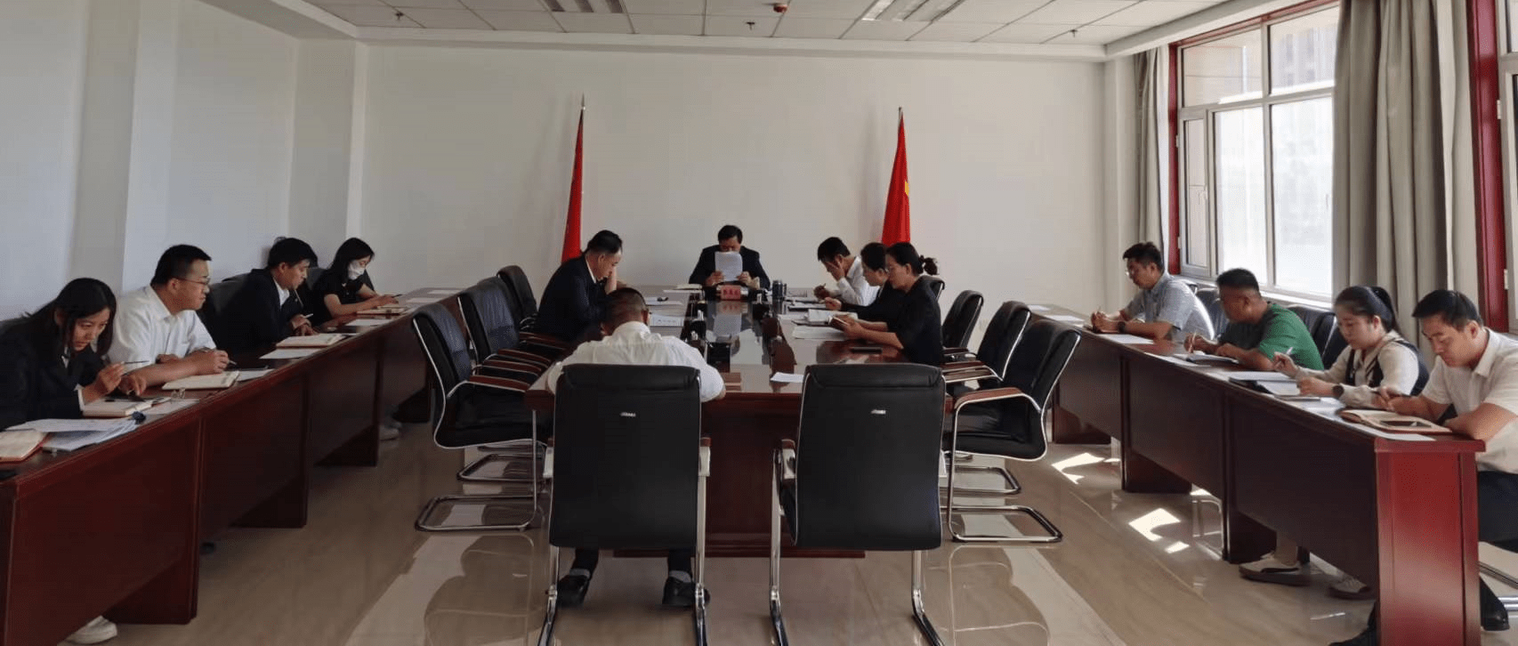 盟人社局党组召开“贯彻落实好习近平在省部级主要领导干部专题研讨班上重要讲话精神”专题学习研讨会_政治_会议_人民