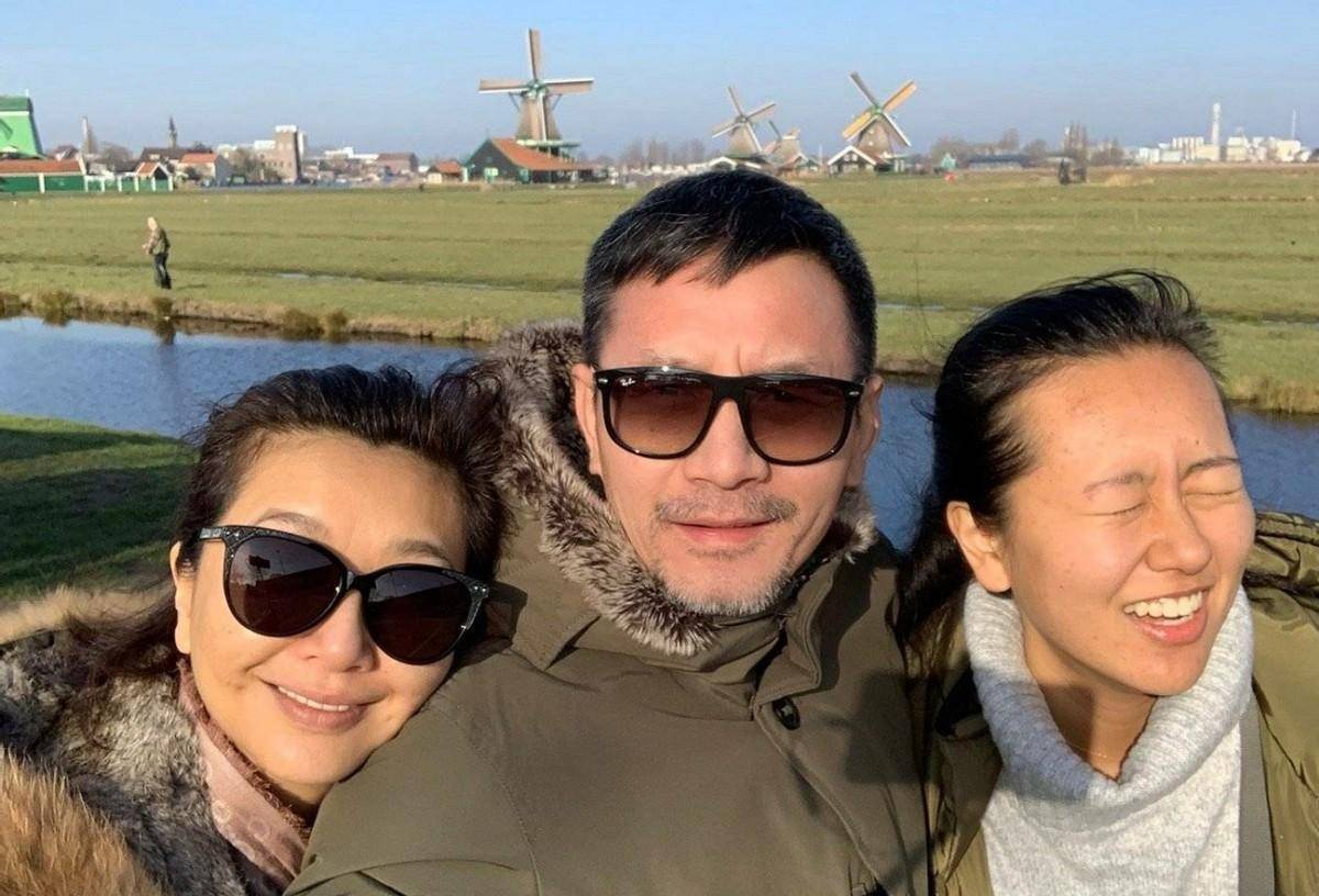 江珊有新男友后超爱打扮!