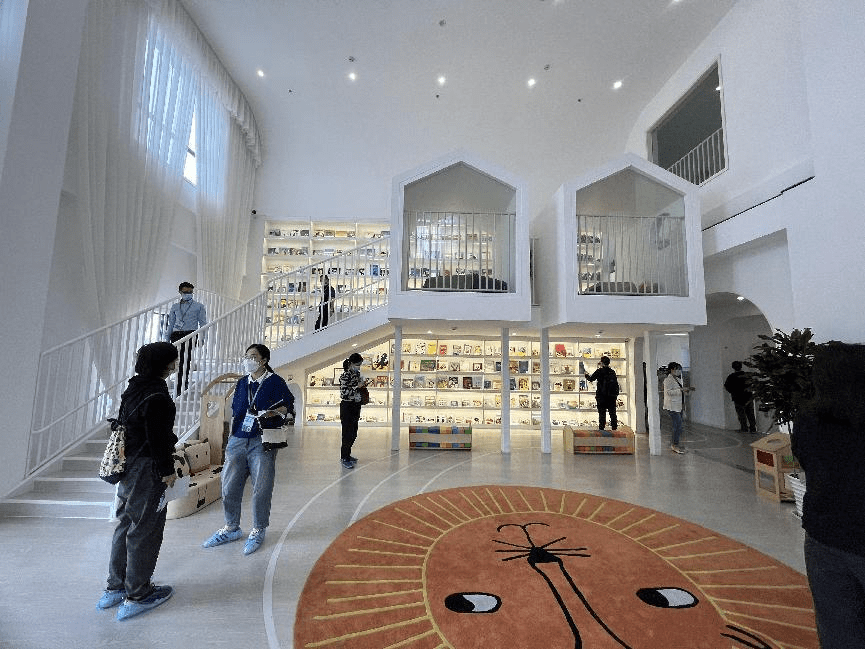 服务“一老一小”,构建全龄友好包容的超大城市_养老_成都_中心