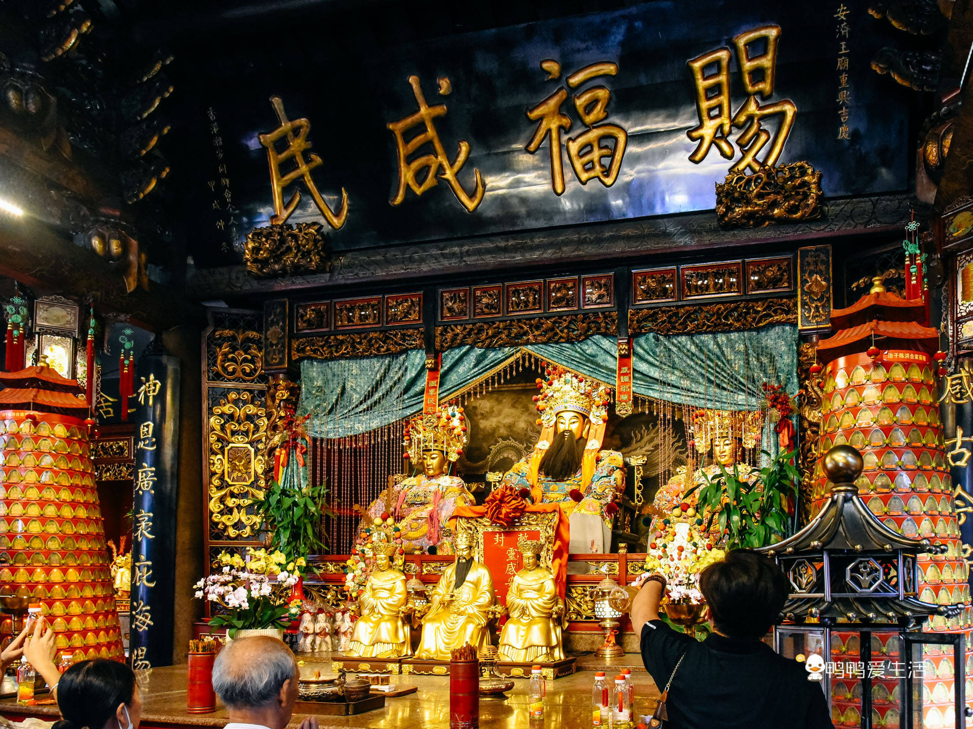 青龙古庙号称“潮州第一庙”,汇集当地非遗文化,屋顶嵌瓷太精美_谢少苍_韩江_古城