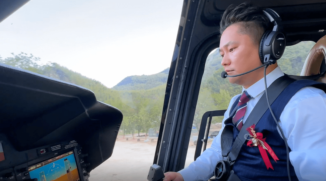 "在接受大江资讯记者采访时,新郎官沈建心情还是非