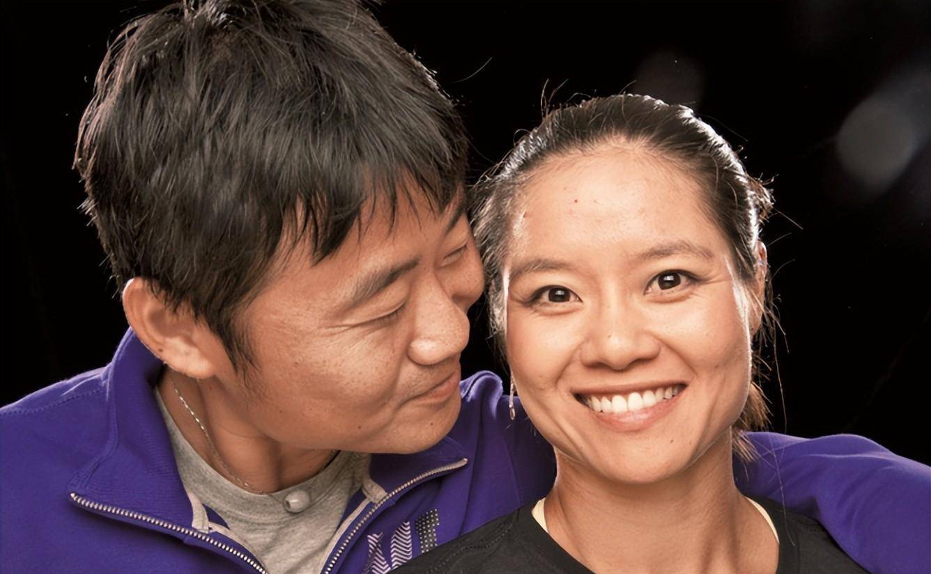 李娜:与丈夫姜山结婚16年没下过厨,从不拜访公婆,坚持不喊爸妈_父亲