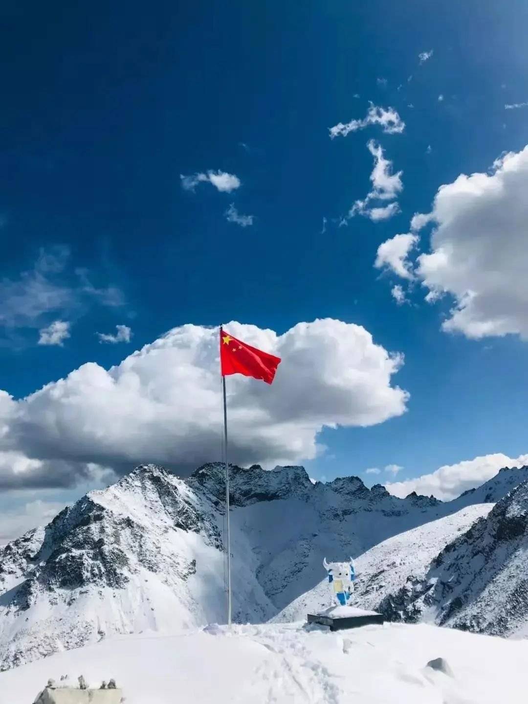 《昆仑神宫》也在达古取了景哦4860观景平台在这里你可以拥有超广角