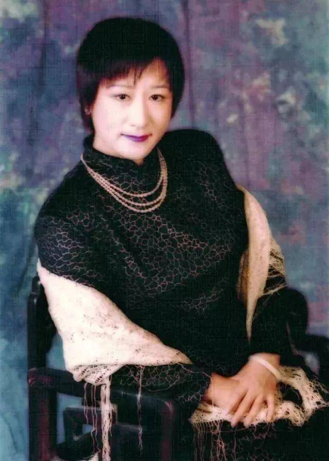 1991年,为纪念田汉诞辰94周年,赵燕侠与女儿张雏燕同台演出《闯王旗》