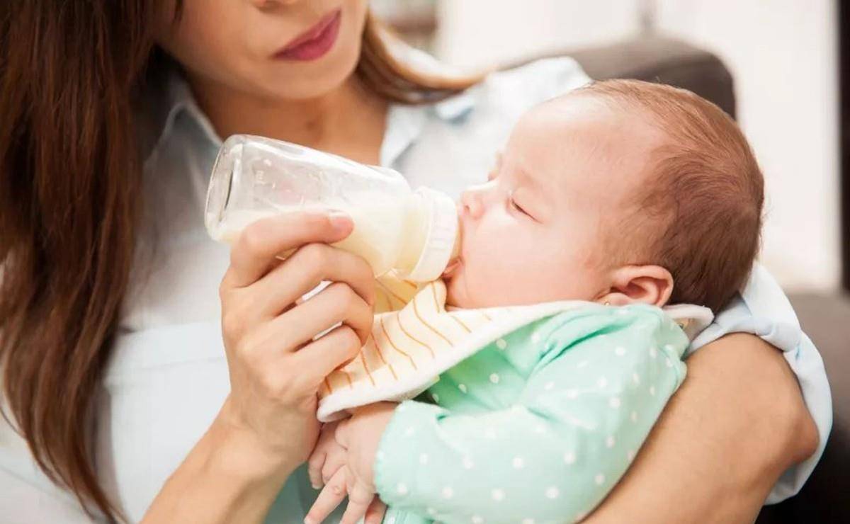 母乳能否满足宝宝的成长需要呢(宝妈如何调理好母乳)