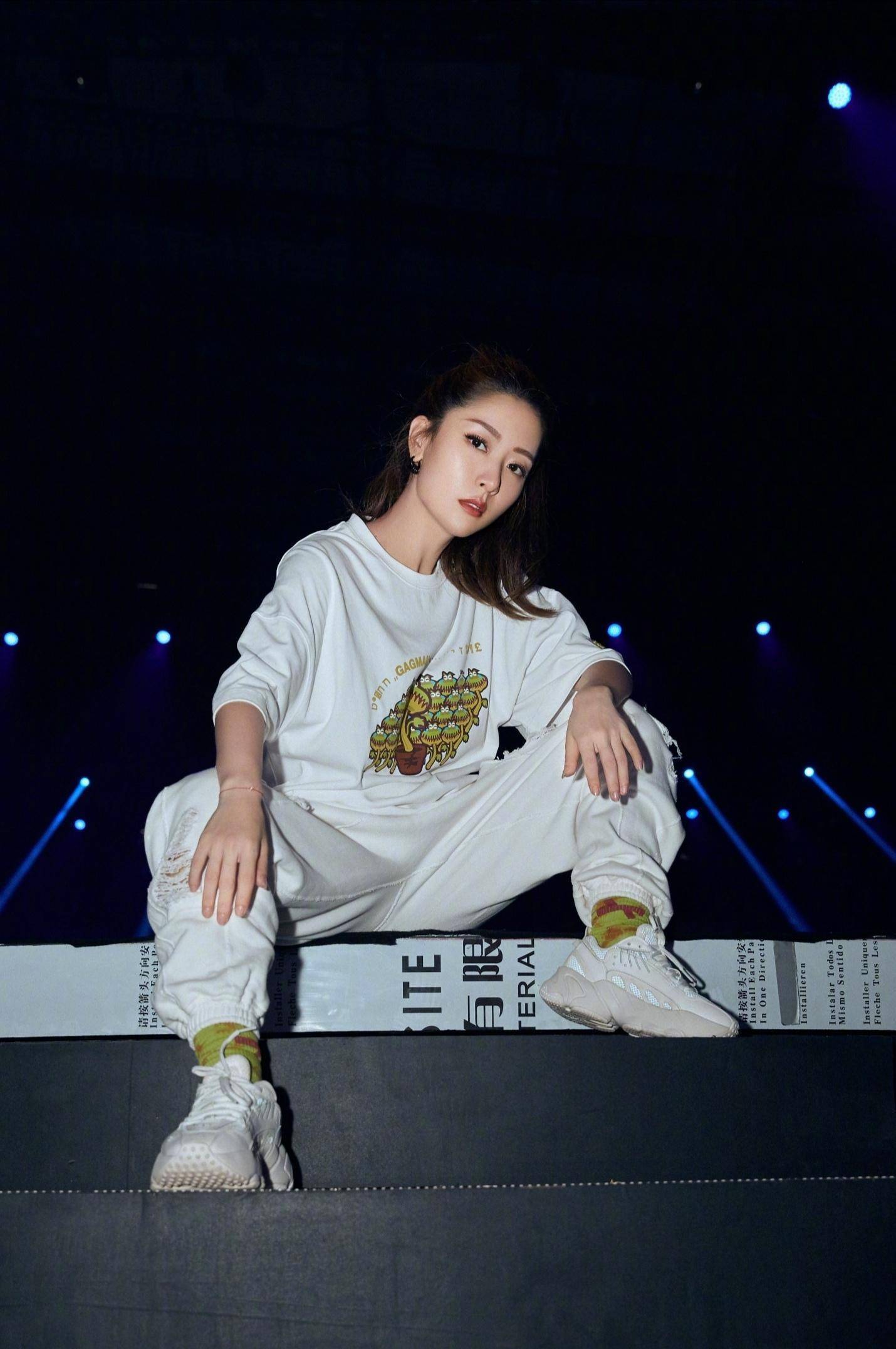 妇女闲聊录