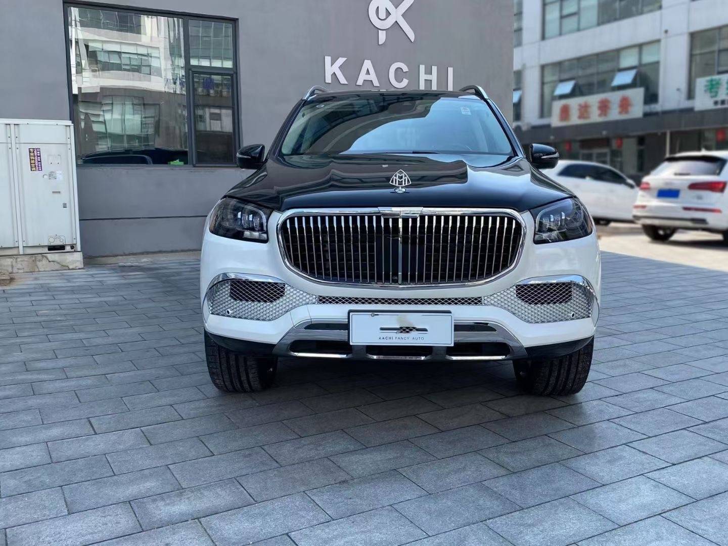 真假迈巴赫GLS600原装白黑双拼外观四座手续奔驰GLS450国六排放鉴赏图片_搜狐汽车_搜狐网