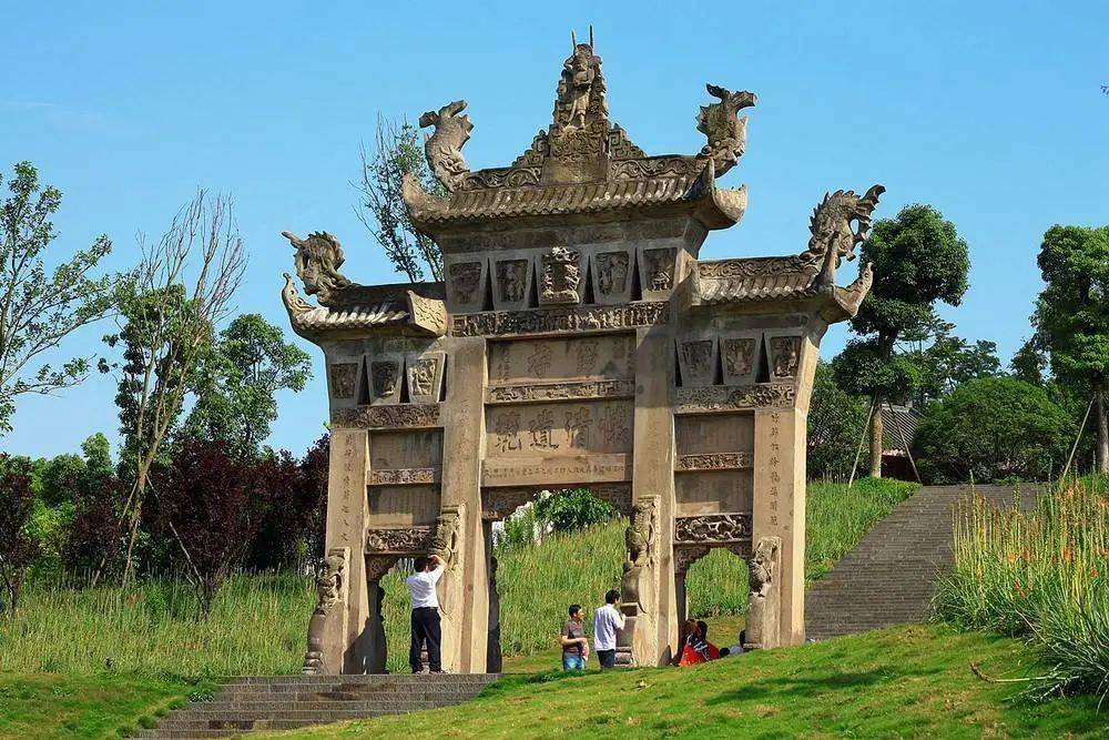 两江文脉 | 见证历史变迁,品味孝文化,照母山的牌坊往事.