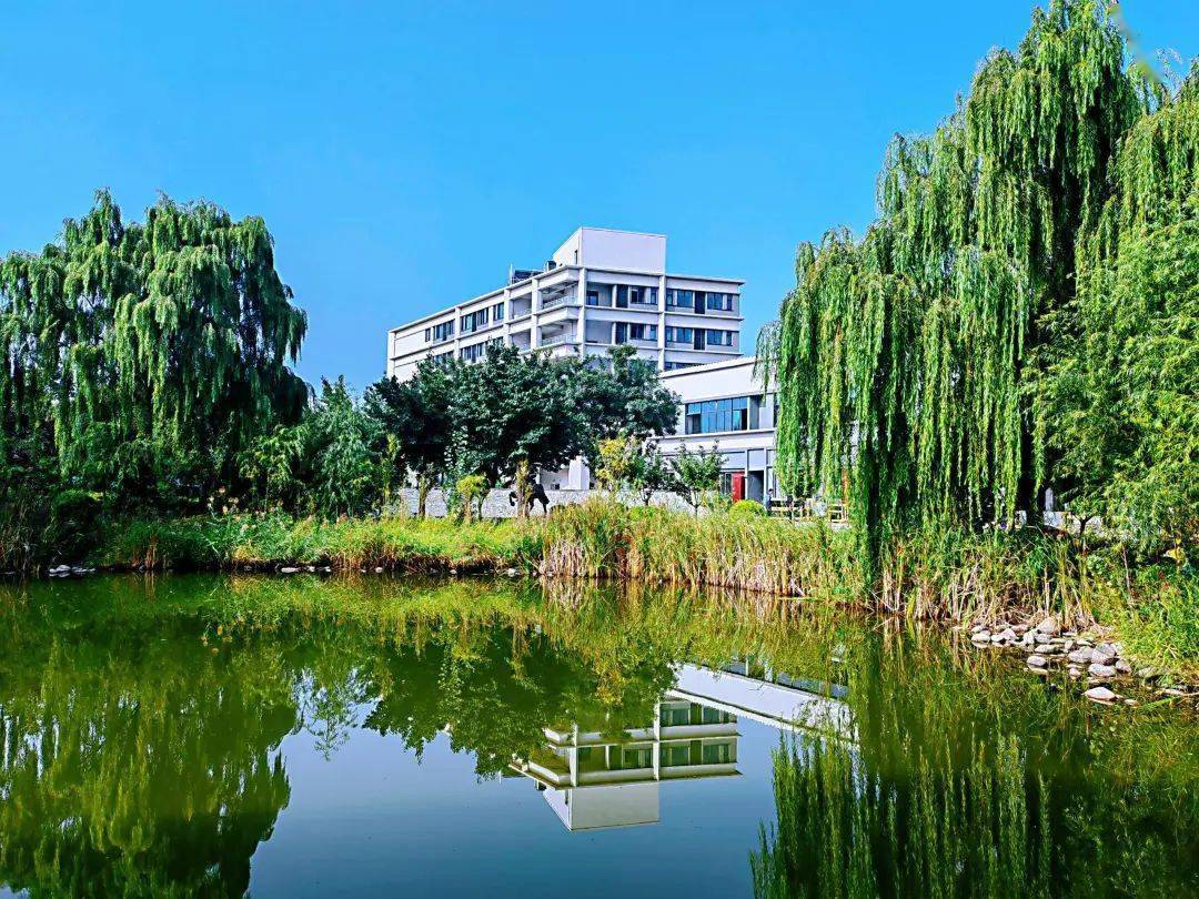 晋中信息学院关于征集新建步行街及文化广场名称的公告_师生_特色