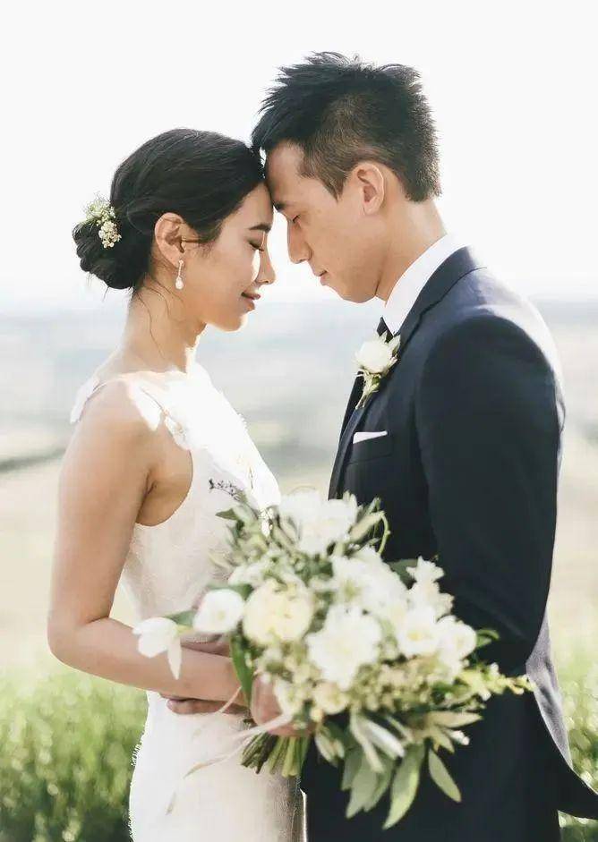 吴雨霏,杨爱瑾世纪同场!反面5年,两人依然互当透明?实行"有你冇我"?