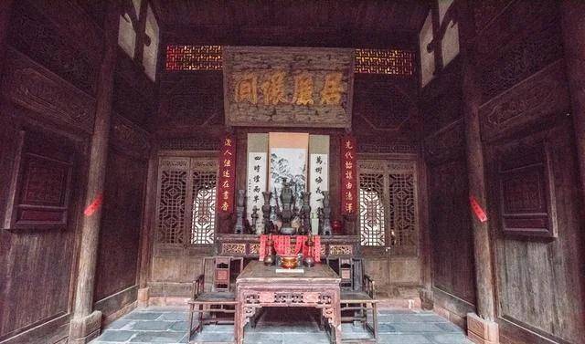 福建第一雕花楼，坐落于国家历史文化名城长汀，堪称“民间故宫”