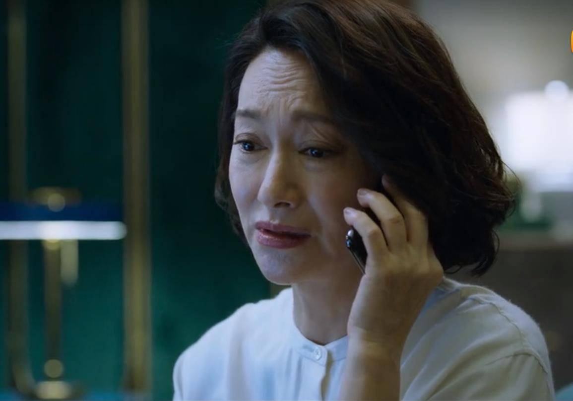 赵雅芝新剧里暴露真实状态,戏外未ps照更显老_镜头_照片_皱纹