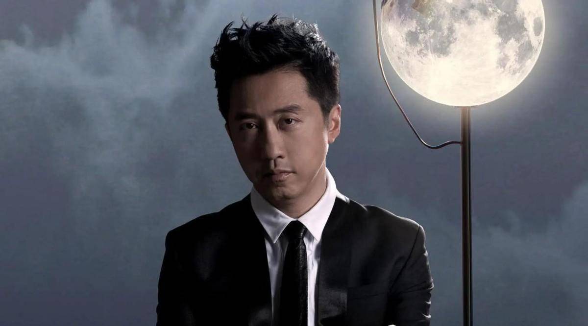 登上舞台火遍内地,却不愿唱代表作《春泥》,就是音乐顽童庾澄庆