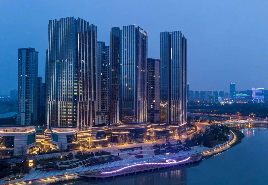 成都金融岛复悦荟商业街区生活成本竞争力提升工程打造满足人民美好