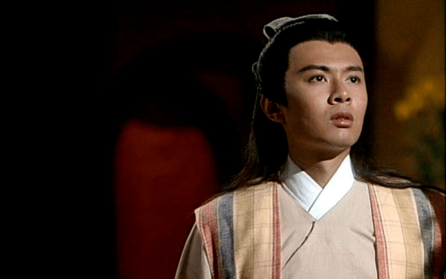 在《笑傲江湖》中,家藏绝世武功,林震南为何在临死前才将剑谱告诉