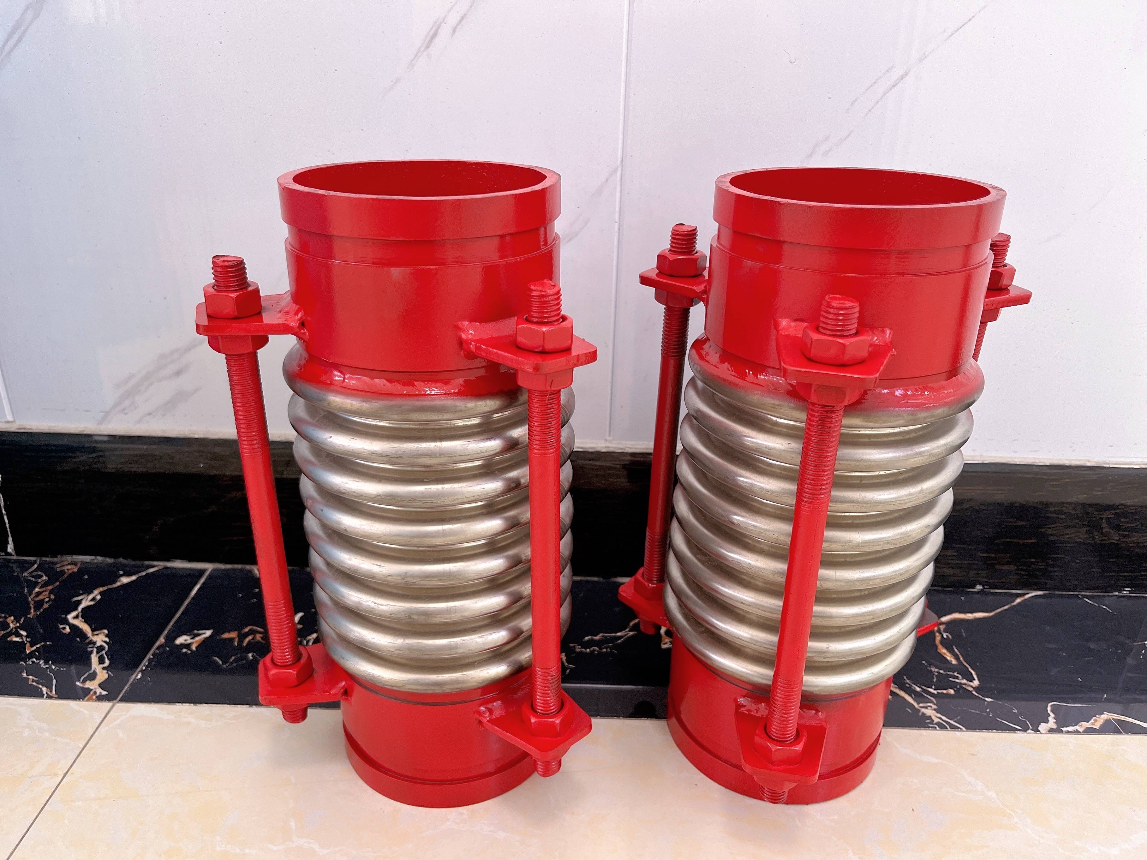 陕西不锈钢沟槽式波纹补偿器消防管道轴向内压沟槽金属膨胀节_纤维