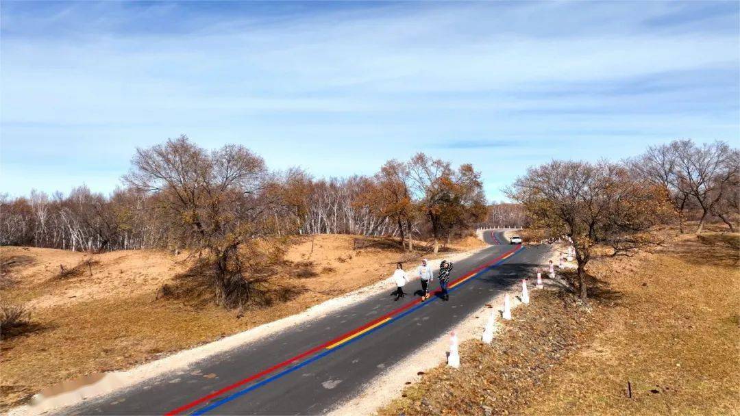 西乌旗草原"99号公路"惊艳亮相_旅游_彩虹_道路