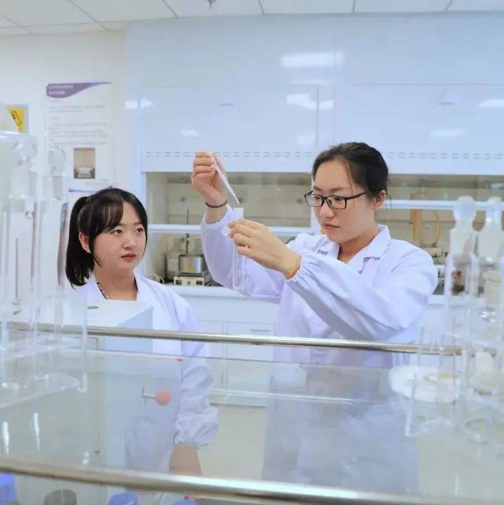 玉米淀粉制作的被子、堪比钢丝般强度的纺线、人工织造的血管……领略超乎想象的纺织_纤维_产品_面料