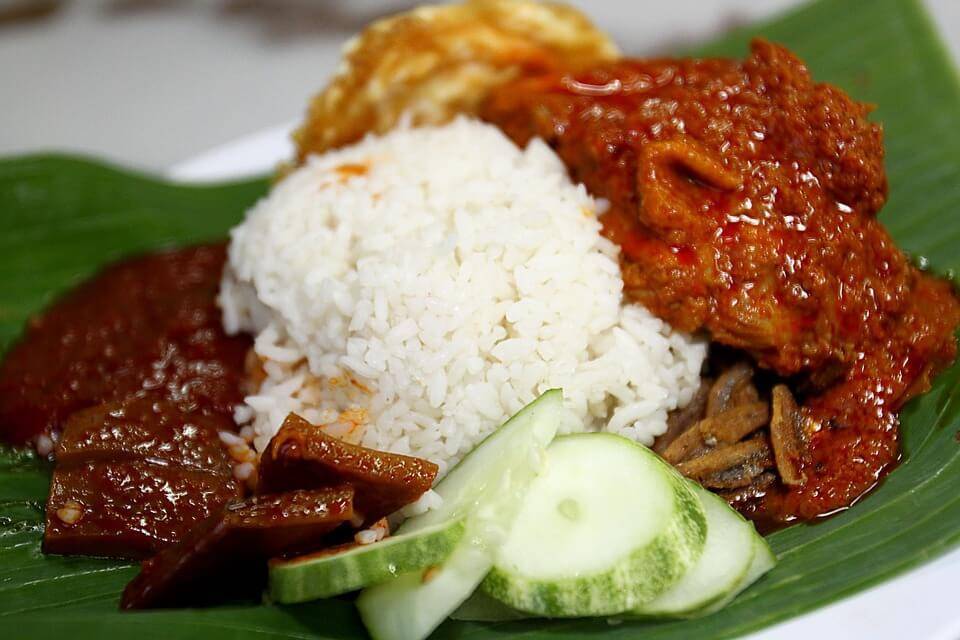 虽小却富的文莱有哪些美食?这份美味清单告诉你答案_nasi_国家_goreng