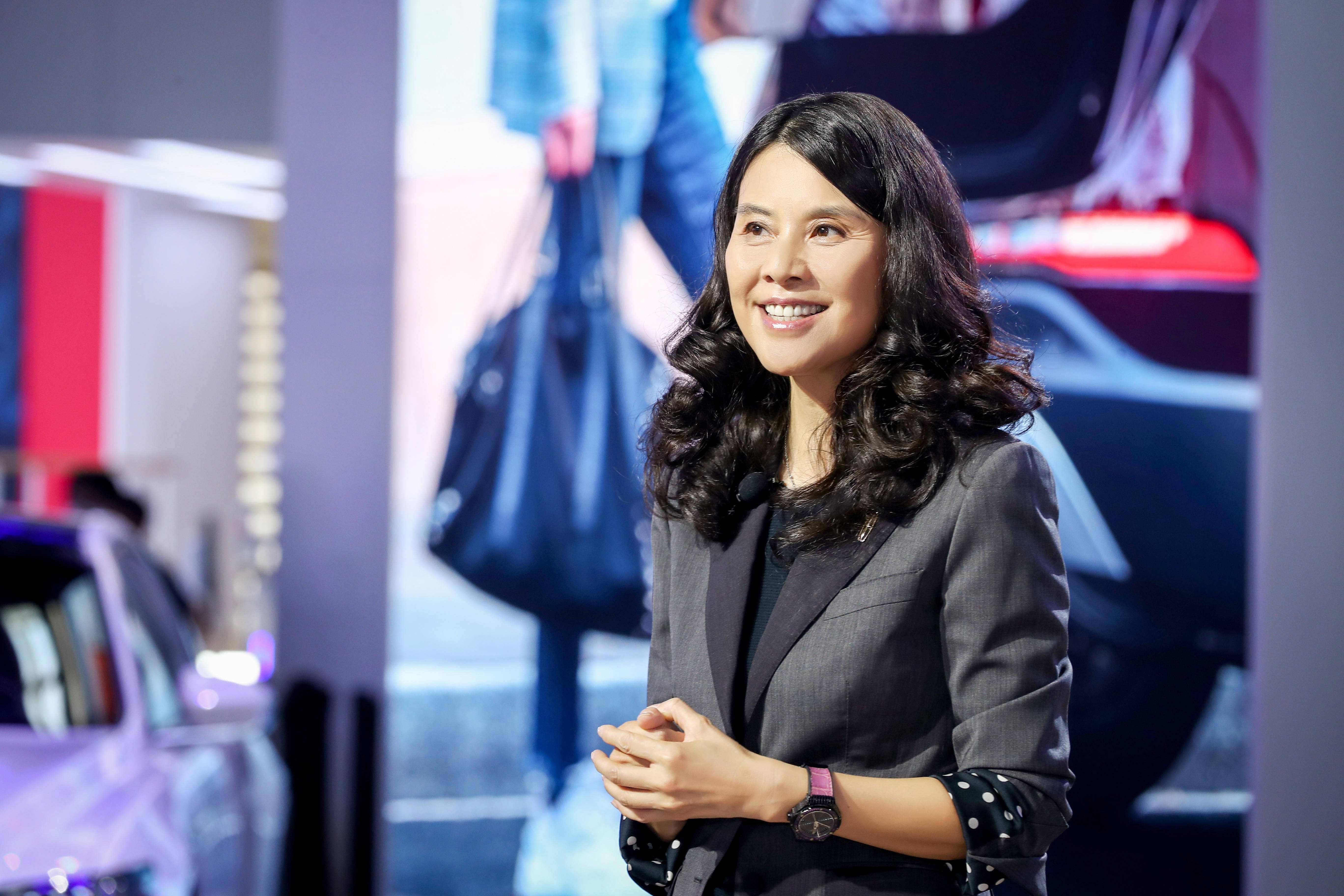 2022年9月27日,福特宣布林肯中国总裁毛京波因个人原因离职.