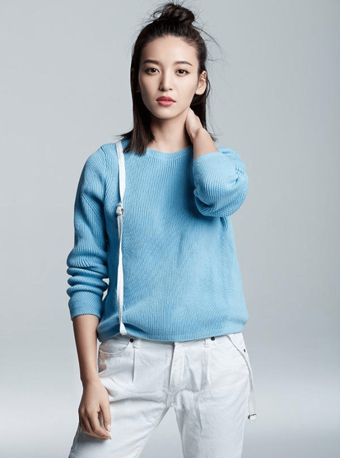 刘恺威尤靖茹十指紧扣逛街疑似新恋情,女方去年年底才官宣结婚_网友