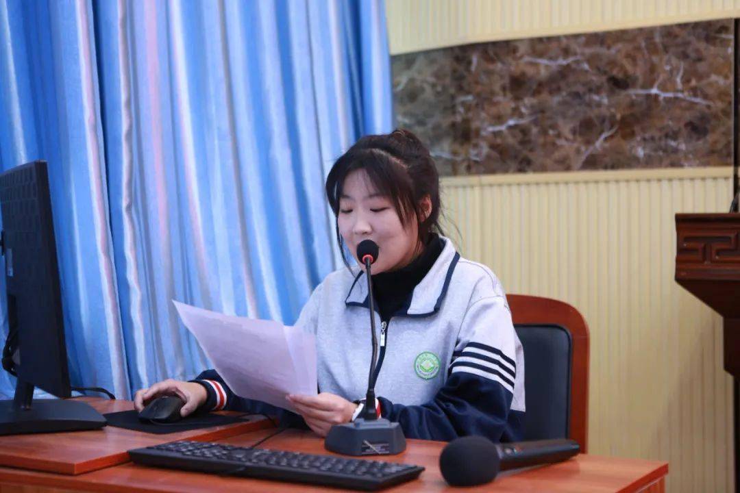 【阳泉二中】我校举办第六届高一年级"校园播音主持大赛"_比赛_决赛