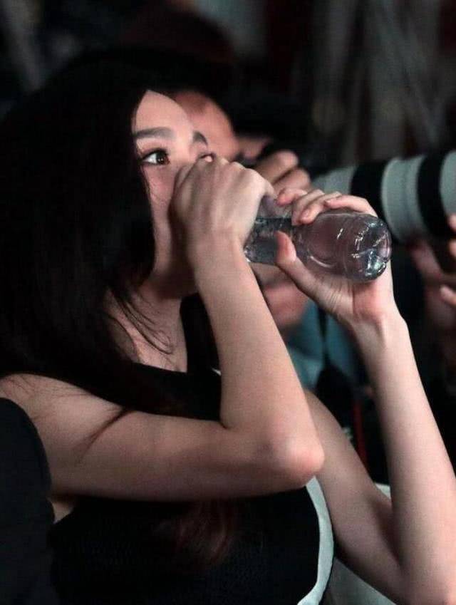 喝水的姿势,热巴美如仙女下凡,谁都不服就服范冰冰_形象_样子_女明星