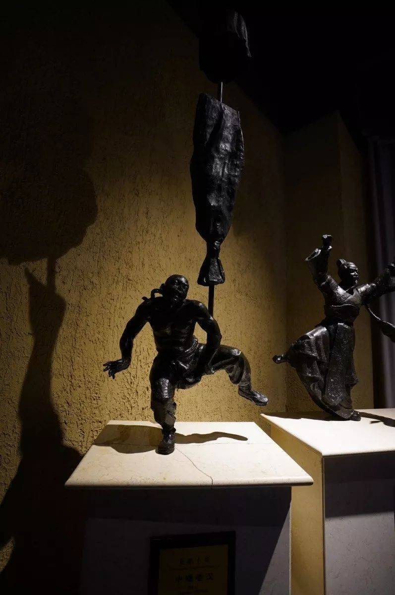 【第五届中国杂技艺术节】探秘濮阳杂技:力技之根_孟贲_表演_石锁