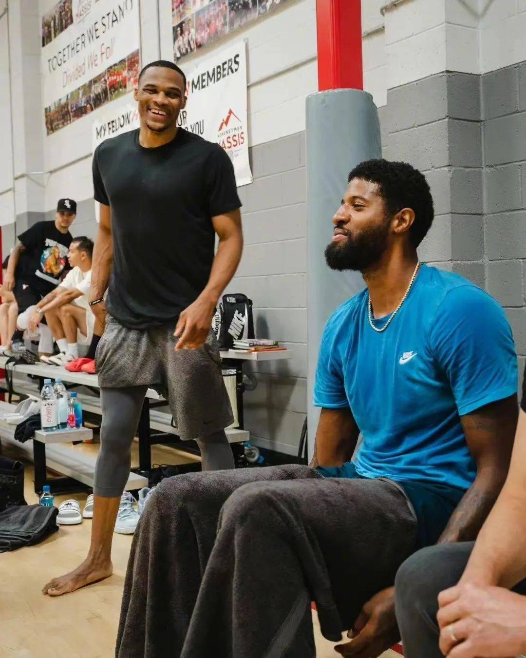 比赛_勇士_格林