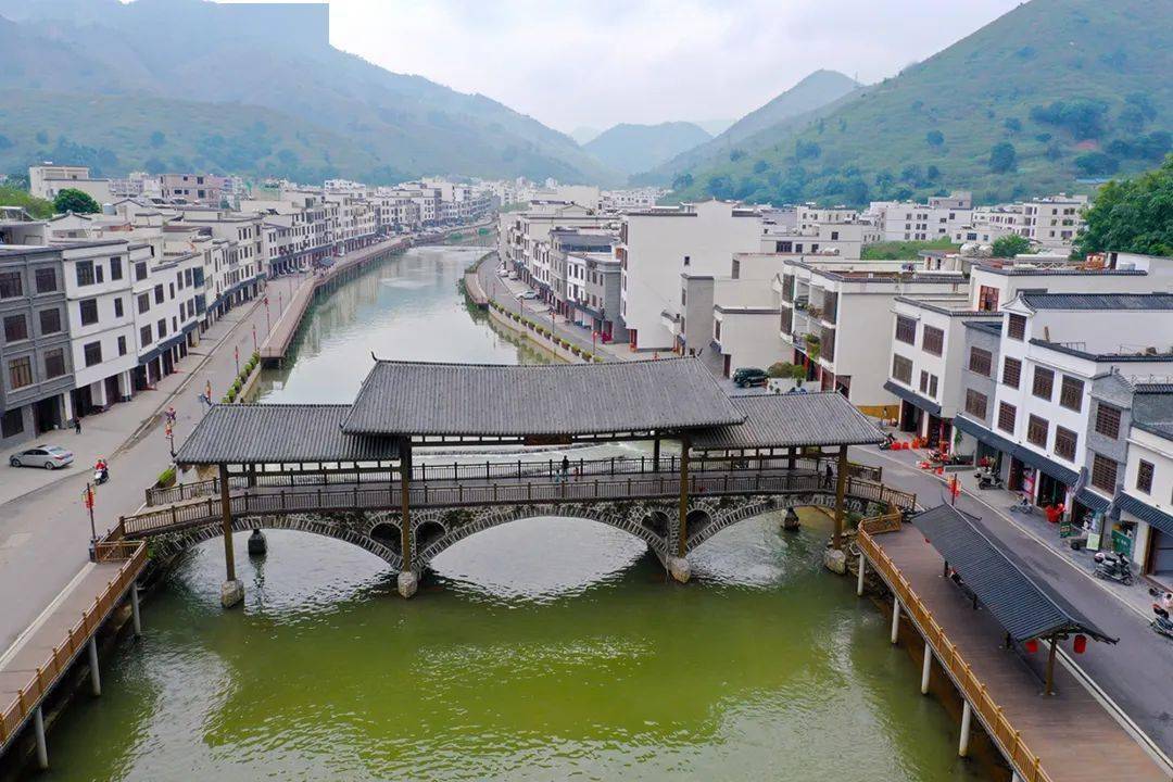 信宜钱排镇县域副中心:城市味道越来越浓!_大道_三华_改造