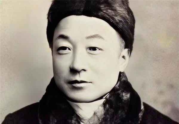 绣圣沈寿,为制慈禧寿礼一生未孕,死后丈夫写万言文给自己扣绿帽_余觉