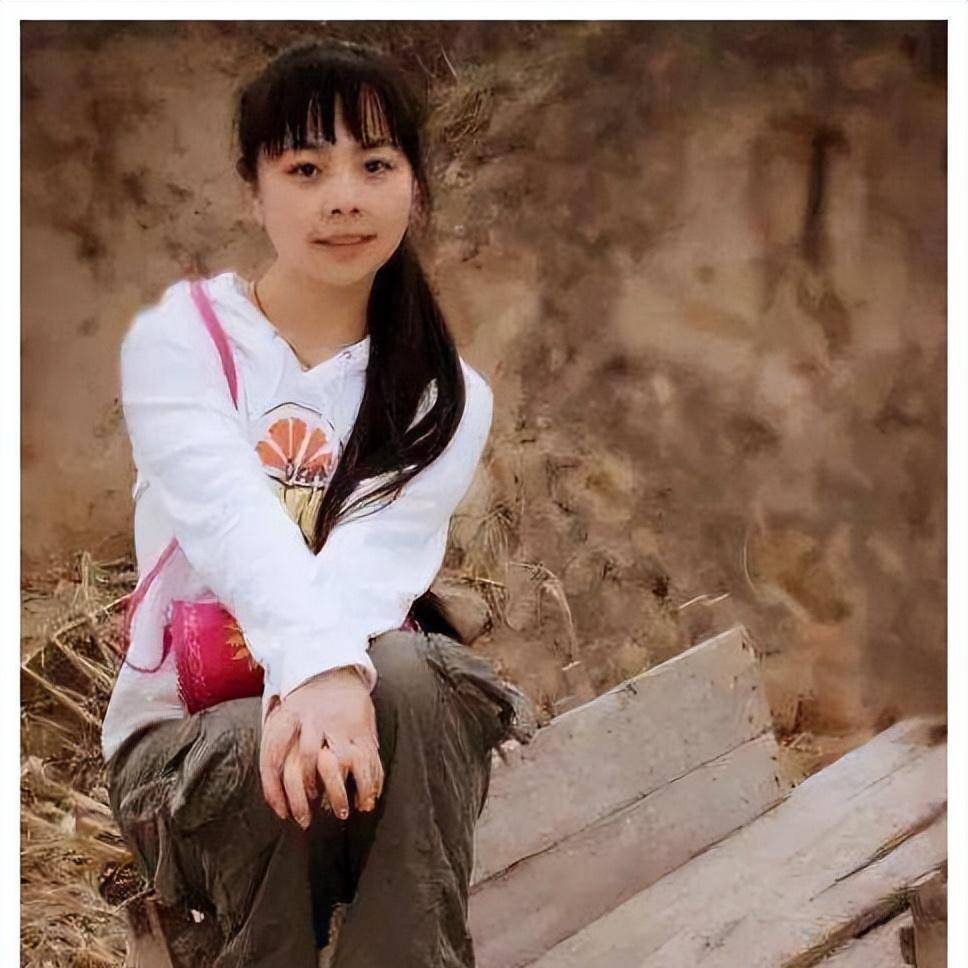 草根明星王二妮:我这一生最正确的决定,就是下嫁到农村当媳妇_李飞_小