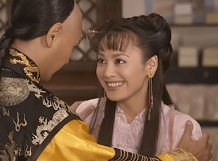 孝庄秘史:皇太极想征服大玉儿的心,背后藏着他对多尔衮的害怕!