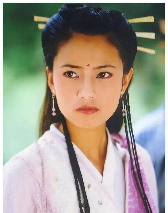 03版《倚天屠龙记》9位美人今昔颜值比照，有人中年颜垮，差距大