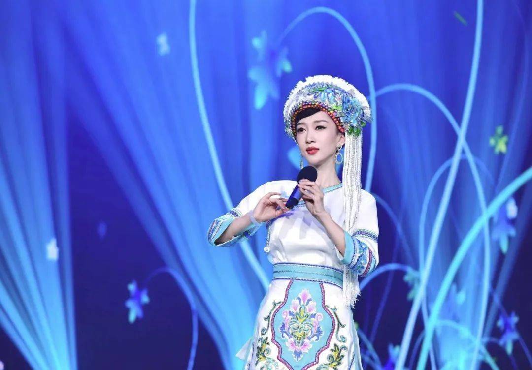 【好歌推荐】大理金花深情演唱,一起聆听好音乐!_表演_张帆宇_苍山