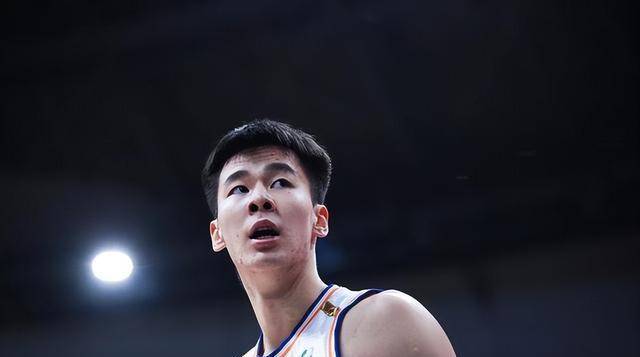 郭浩文真的不想回来了！为了证明新一代中国能打NBA，他参加了发展联盟选秀_郭昊文_联赛_赛季