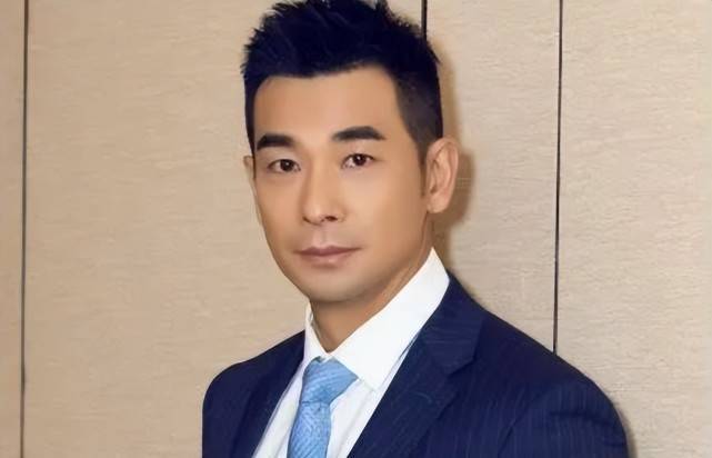 赵文卓的6段情史:有人大他9岁,有人为他生下儿子,依旧无名分_张丹露