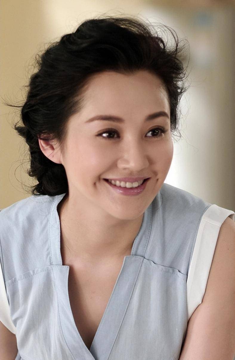 演员尤勇智:被许晴无情分手后,娶小10岁娇妻,如今生活幸福美满_父母