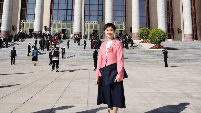 二十大代表手记 | 朱兰:期待更多优秀的全科医生下沉社区、留在社区_体系_居民_保障