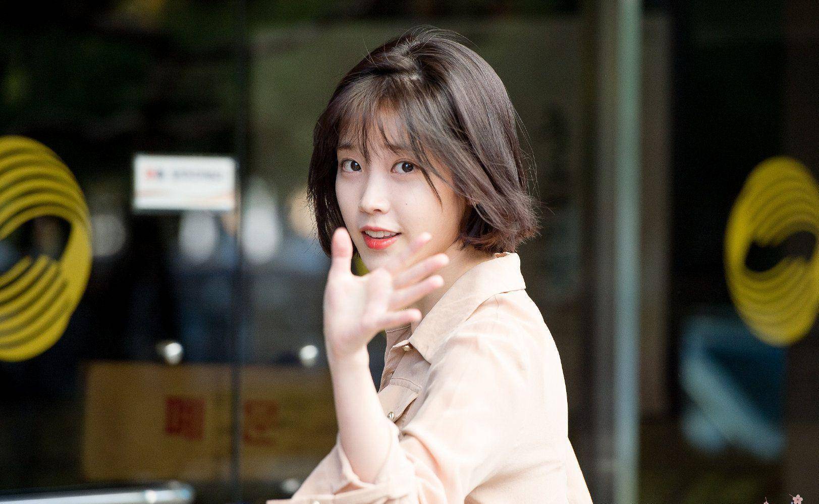 李知恩:五官很平凡整体却很惊艳,出道至今外貌变化很大的明星_鼻子